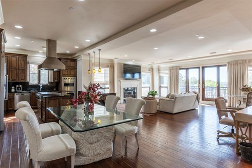 apt-110-501 Samuels Ave, Fort Worth, TX, 76102-8641 | Card Image