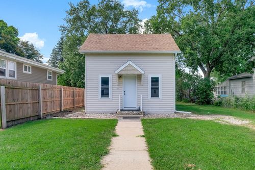 317 N Austin Ave, Litchfield, MN, 55355-2012 | Card Image