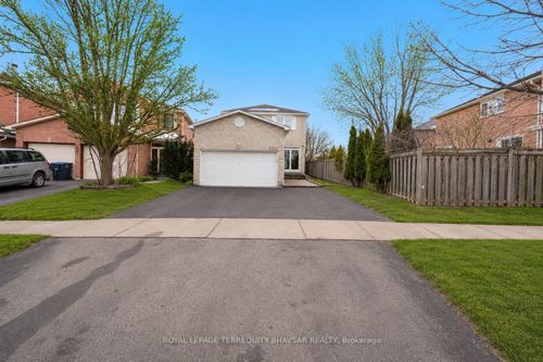 3118 Shadetree Dr, Mississauga, ON, L5N6P3 | Card Image