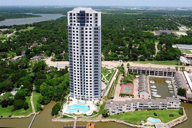 19-W - 4821 Nasa Pkwy, Condo with 3 bedrooms, 3 bathrooms and 2 parking in Seabrook TX | Image 27