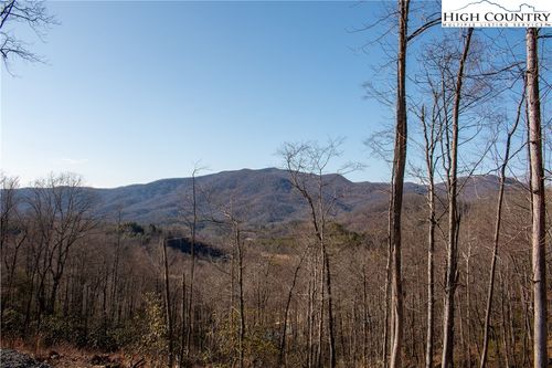 21 Mitchell Watch Drive, Spruce Pine, NC, 28777 | Card Image