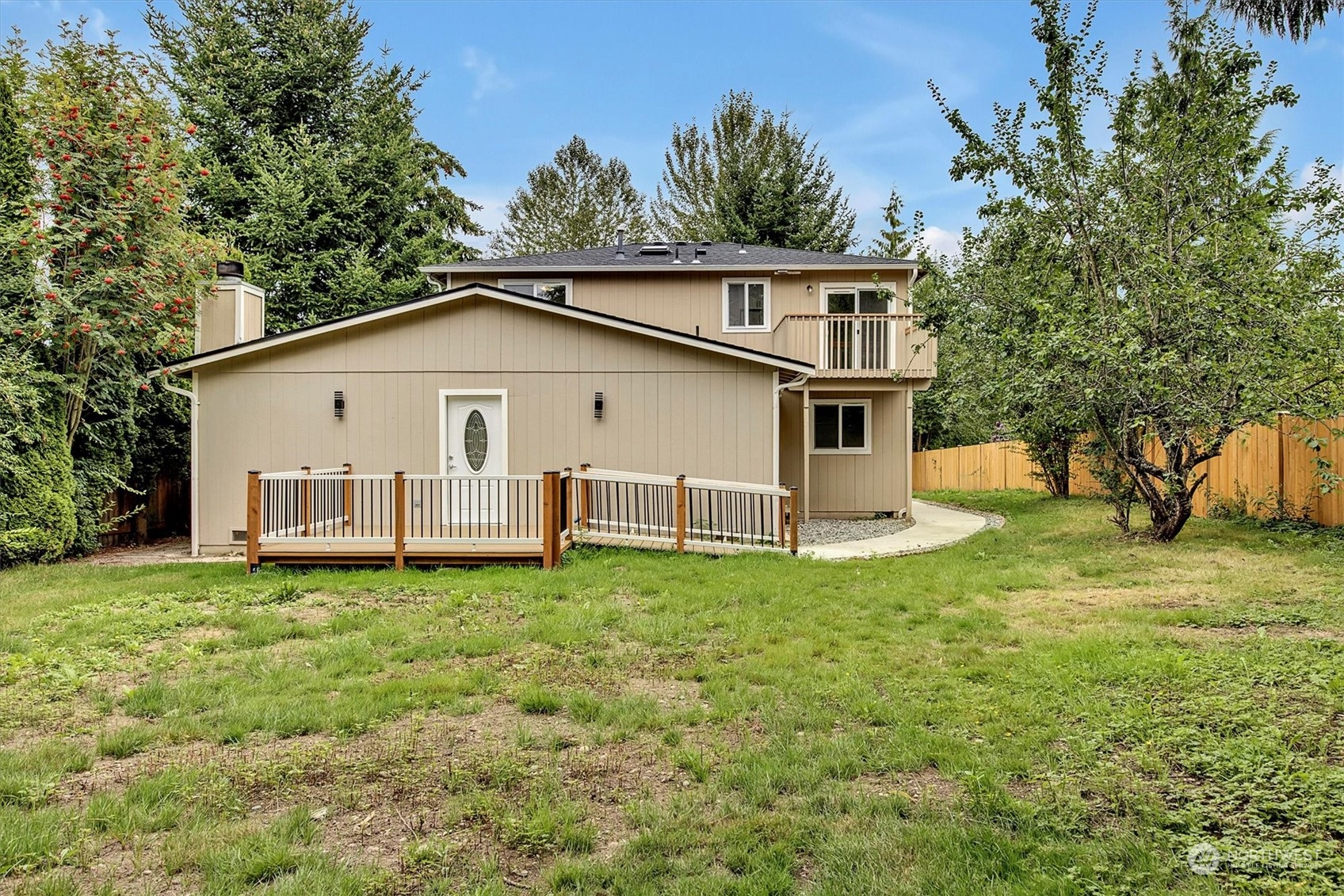 Russell Way, Lynnwood, WA 98087