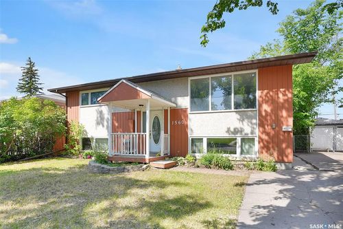 1560 Rothwell St, Regina, SK, S4N2B6 | Card Image