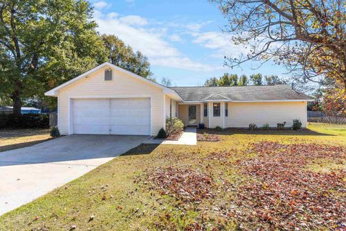 108 Water Dr, Warner Robins, GA, 31088-6409 | Card Image