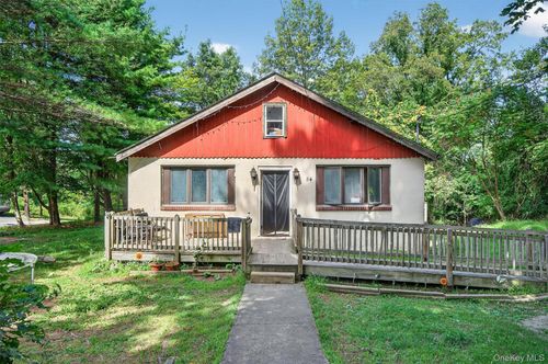 84 Highview Ter, Bloomingburg, NY, 12721-4321 | Card Image