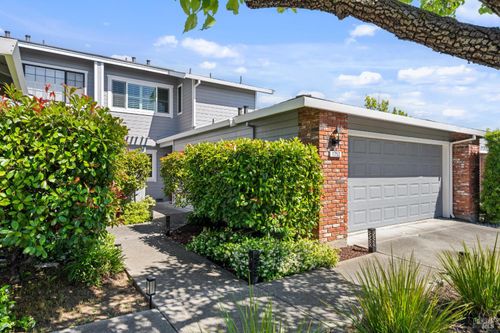 1752 Stuart Court, Benicia, CA, 94510 | Card Image