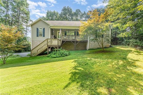 142 Jonah Dr, Linwood, NC, 27299-9180 | Card Image