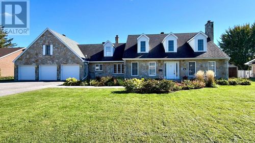1920 Belvedere Cres, Cornwall, ON, K6H6M9 | Card Image