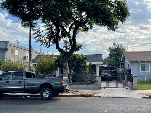 2366 Linden Ave, Long Beach, CA, 90806-3214 | Card Image