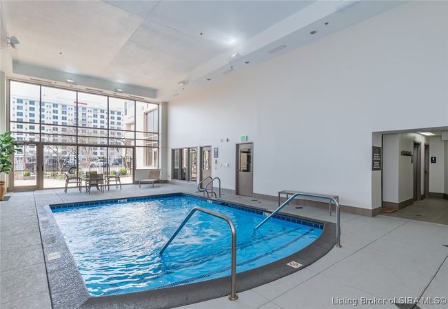 changing area and showers to the right | Image 26
