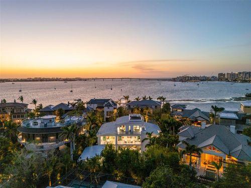 1365 Harbor Dr, SARASOTA, FL, 34239-2013 | Card Image