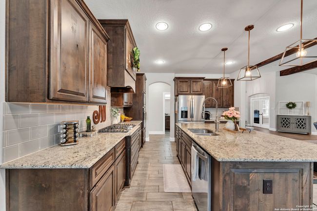 1033 Mystic Shores Blvd, House other with 5 bedrooms, 4 bathrooms and null parking in Spring Branch TX | Image 18