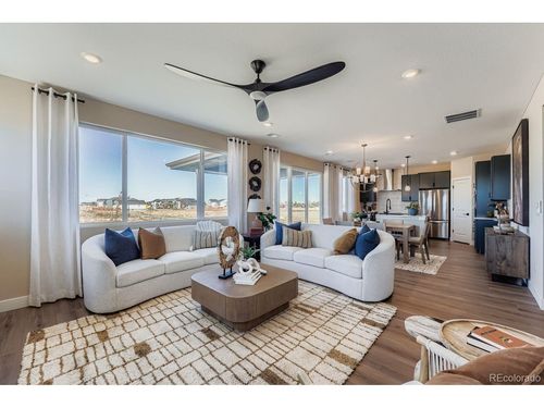 55043 E 27th Ave, Strasburg, CO, 80136-7760 | Card Image