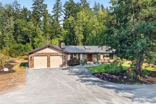 31419 Mountain Hwy E, Eatonville, WA, 98328-9774 | Card Image