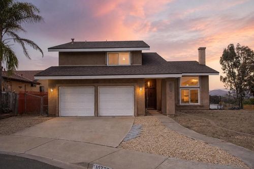 10772 Avenida Roberta, Spring Valley, CA, 91978-1236 | Card Image