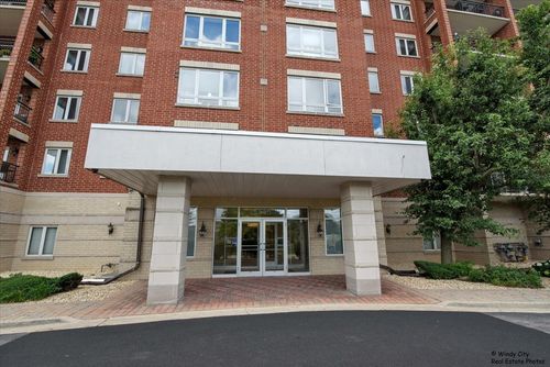 unit-410-5555 N Cumberland Ave, CHICAGO, IL, 60656-1493 | Card Image