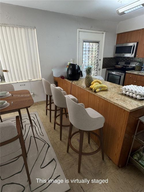 224 Ne 47th St, Miami, FL, 33137-3132 | Card Image