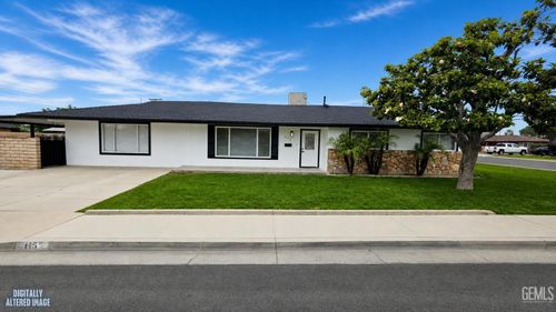 115 9th Ave, Delano, CA, 93215-2804 | Card Image
