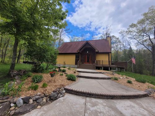 450 4th St, Fife Lake, MI, 49633-9755 | Card Image