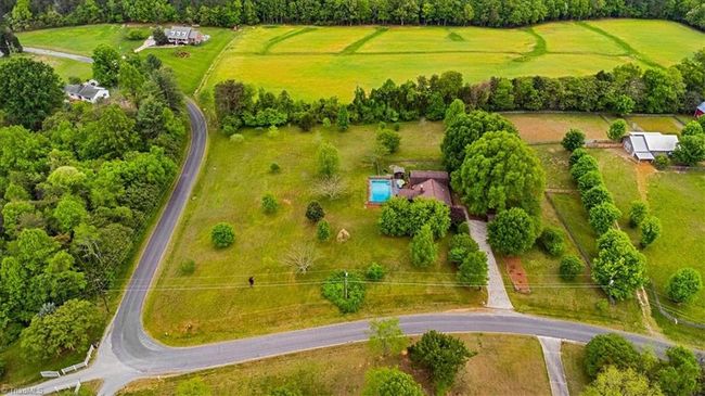 9020 Deer Hill Rd, House other with 4 bedrooms, 3 bathrooms and null parking in Belews Creek NC | Image 40