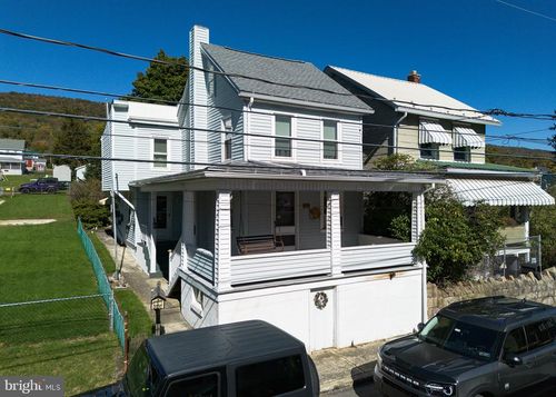 133 E Spruce Street, WILLIAMSTOWN, PA, 17098 | Card Image