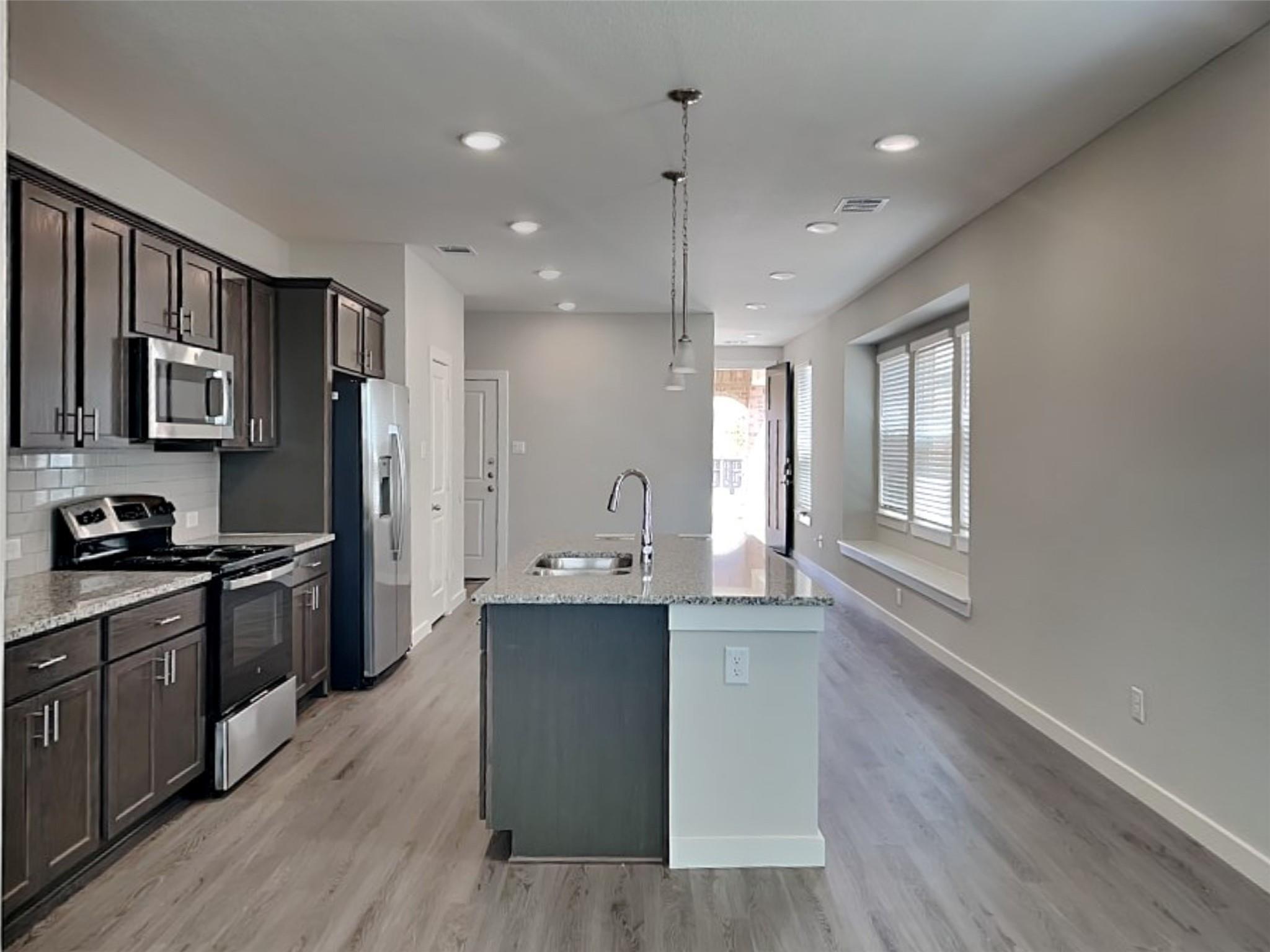 Residential Lease in Richmond 4