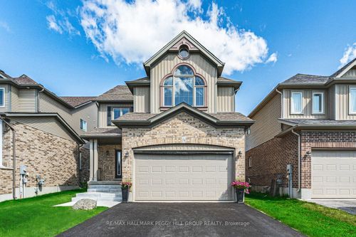 14 Arnold Cres, Angus, ON, L3W0P9 | Card Image