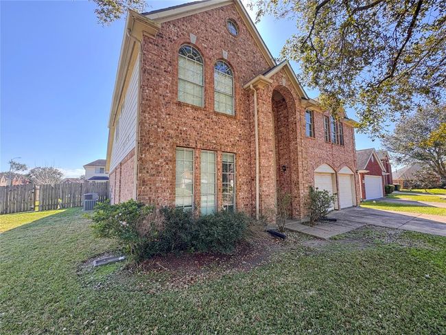 1803 Shadow Haven Ct, House other with 5 bedrooms, 4 bathrooms and 2 parking in Fresno TX | Image 23