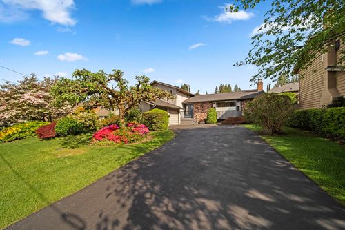 745 Dansey Avenue, Coquitlam, BC, V3K3G4 | Card Image