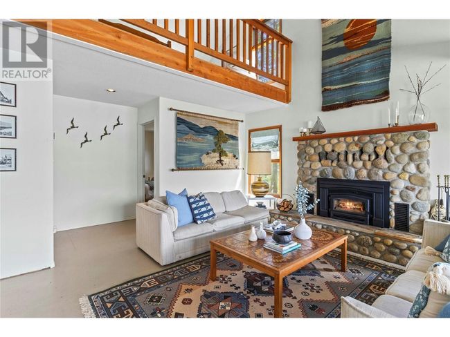 4006 Express Point Rd, House other with 4 bedrooms, 2 bathrooms and null parking in Scotch Creek BC | Image 8