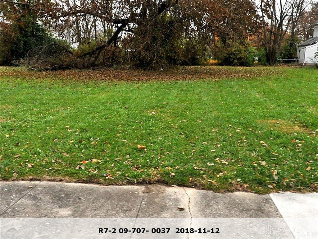 Land in Dayton