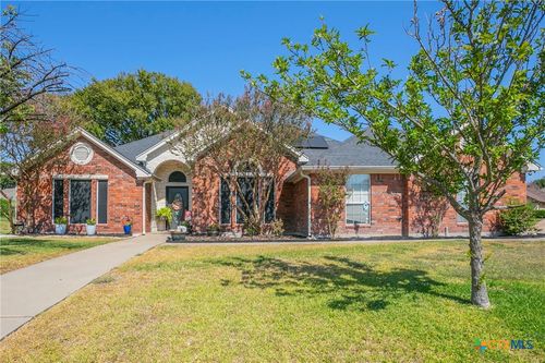 519 Wallaby Cir, Harker Heights, TX, 76548-5651 | Card Image