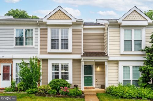 98 Saint Charles Sq, STERLING, VA, 20164-3235 | Card Image