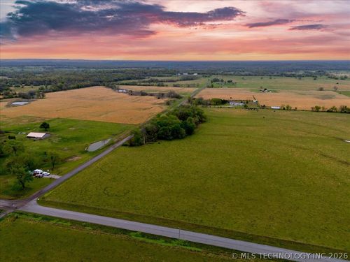 002 E 210 Rd, Vinita, OK, 74301 | Card Image