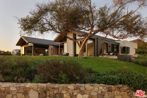 5792 Calpine Dr, Malibu, CA, 90265-3814 | Card Image