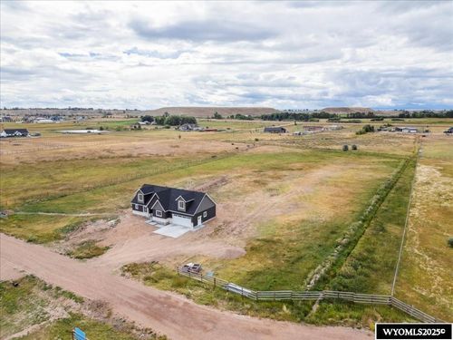 544 Kelli Way, Fort Bridger, WY, 82933-5021 | Card Image