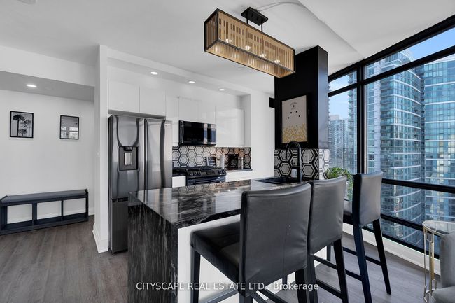 2308 - 3 Navy Wharf Crt, Condo with 3 bedrooms, 2 bathrooms and 1 parking in Toronto ON | Image 7