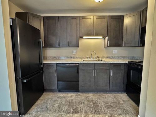 apt-6-5641 Lancaster St, HARRISBURG, PA, 17111-3572 | Card Image