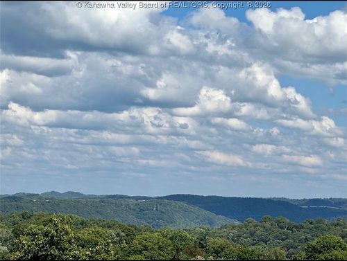 10 Observatory Rd, Charleston, WV, 25314-1829 | Card Image