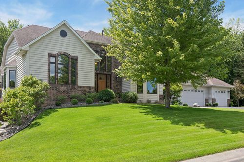16560 Lake Ridge Dr, Maple Grove, MN, 55311-1453 | Card Image
