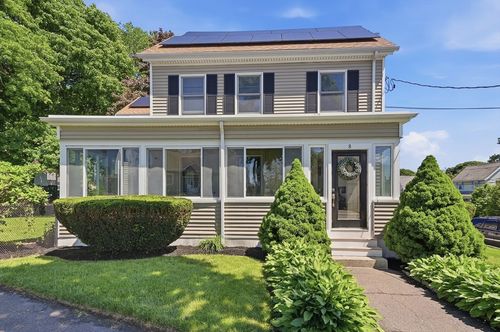 8 Ballard St, Saugus, MA, 01906-1702 | Card Image