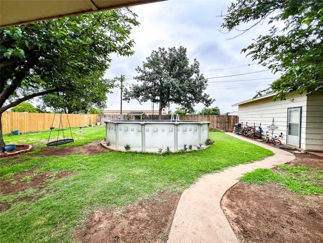 1408 N Avenue J, House other with 3 bedrooms, 2 bathrooms and null parking in Haskell TX | Image 33