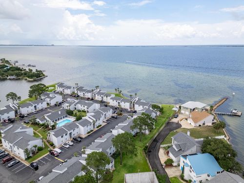 13d-101 Old Ferry Rd, Shalimar, FL, 32579-1201 | Card Image