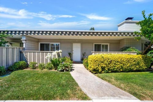 15-15 Los Altos Square, Los Altos, CA, 94022 | Card Image