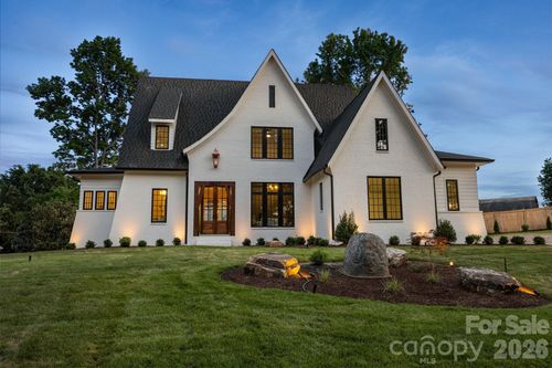 69-9627 Riviera Dr, Sherrills Ford, NC, 28673-7226 | Card Image