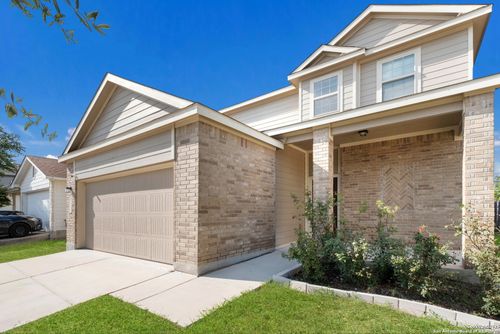 8415 Blackstone Cv, Converse, TX, 78109-3727 | Card Image