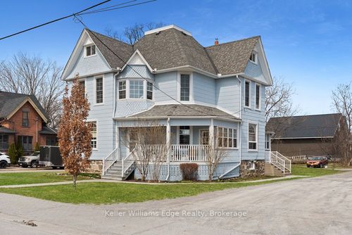 18 Oak St, Fenelon Falls, ON, K0M1N0 | Card Image