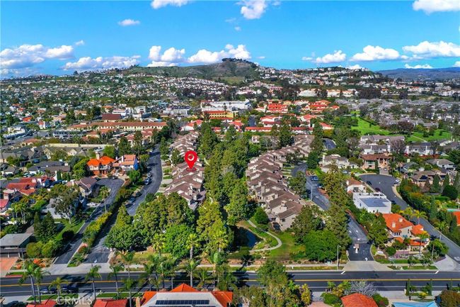 9 - 27076 Mill Pond Rd, Townhouse with 3 bedrooms, 3 bathrooms and 2 parking in Dana Point CA | Image 51