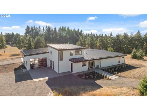 8 Meadowlark Ln, White Salmon, WA, 98672-8997 | Card Image