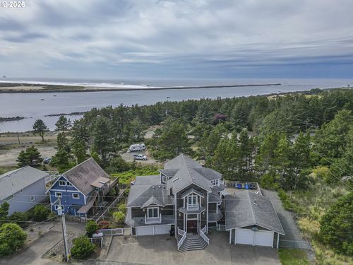 15710 Oceanview Ave, RockawayBeach, OR, 97136 | Card Image